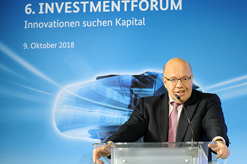 Bundeswirtschaftsminister Peter Altmaier eröffnet das 6. Investmentforum im Ludwig-Ehrhard-Saal des BMWi.